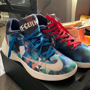 Nike Hyperdunk 2015 Basketball Shoe